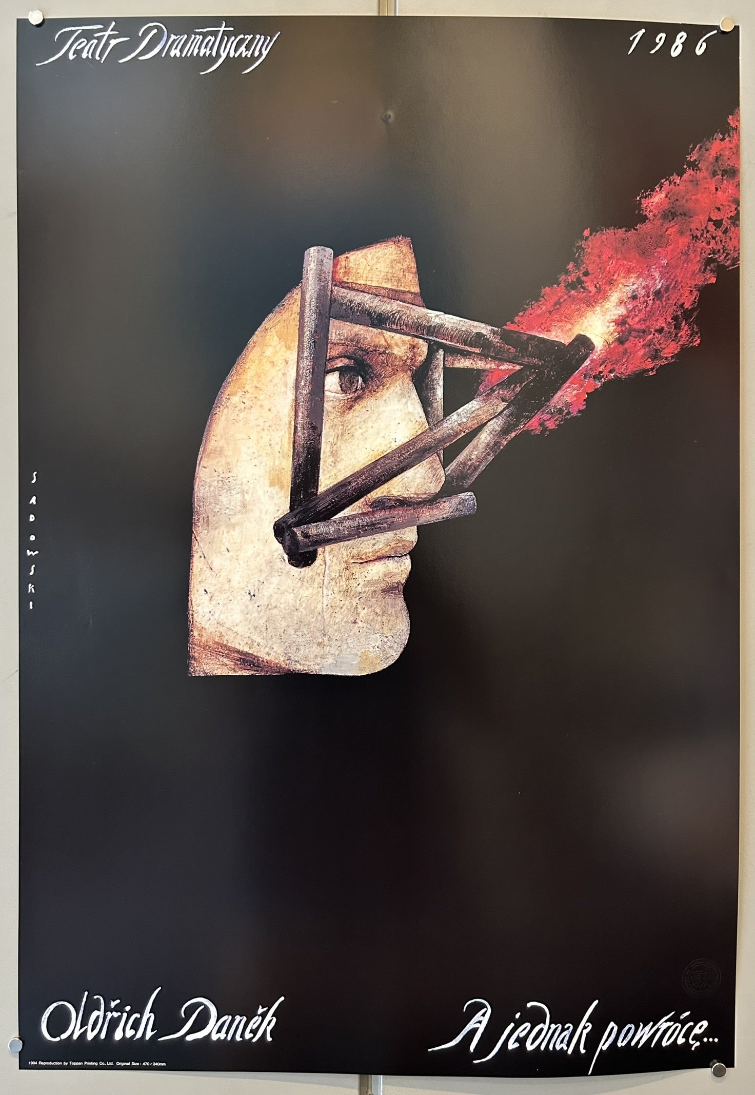 This poster is an original Polish theater poster titled "A Jednak Powrócę" (I Shall Return), designed by Wiktor Sadowski in 1986 for a play by Oldřich Daněk.