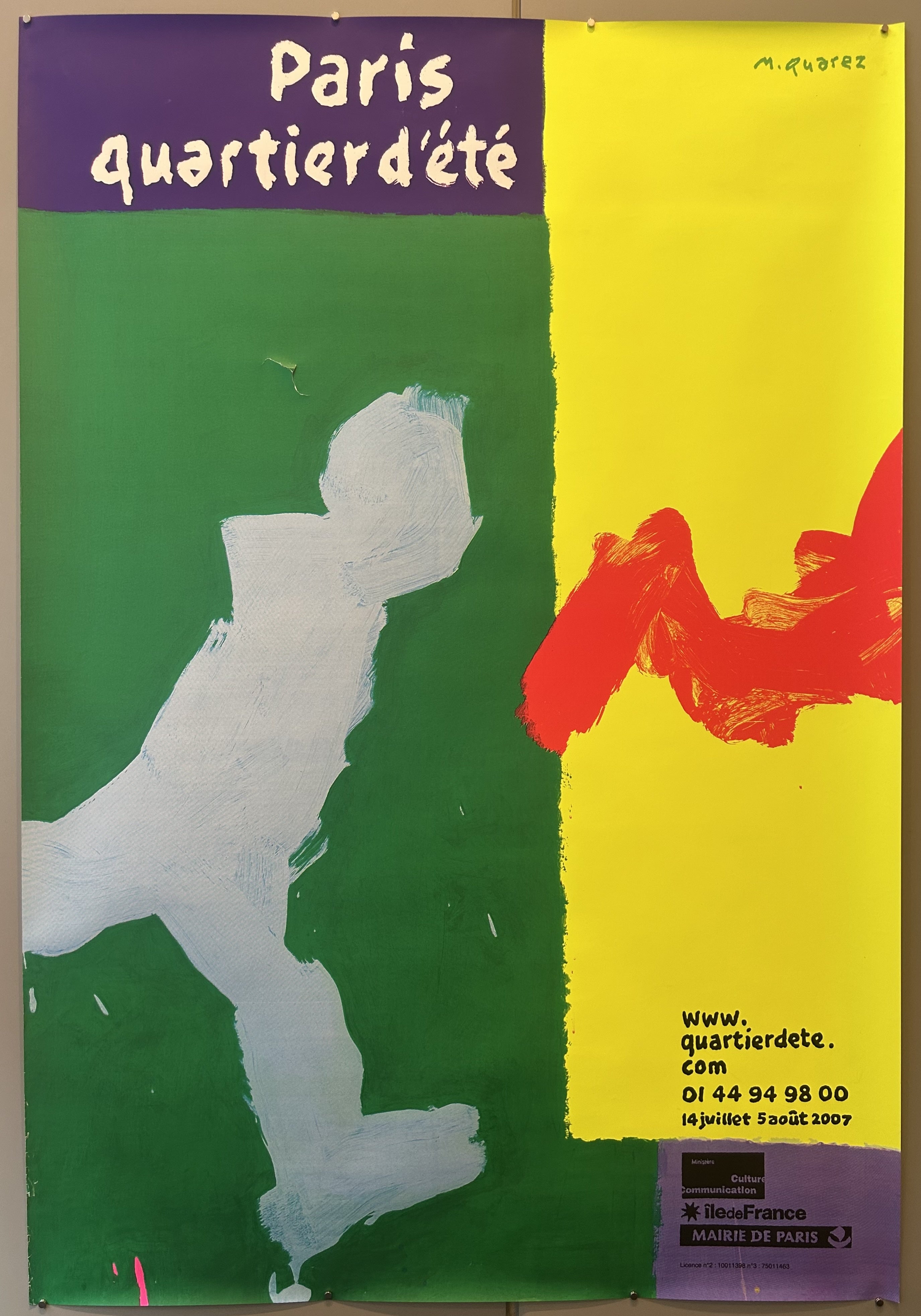 The poster advertises this annual summer festival in Paris, which features a variety of outdoor events including theatre, music, dance, and circus performances in various locations across the city and the Île-de-France region.