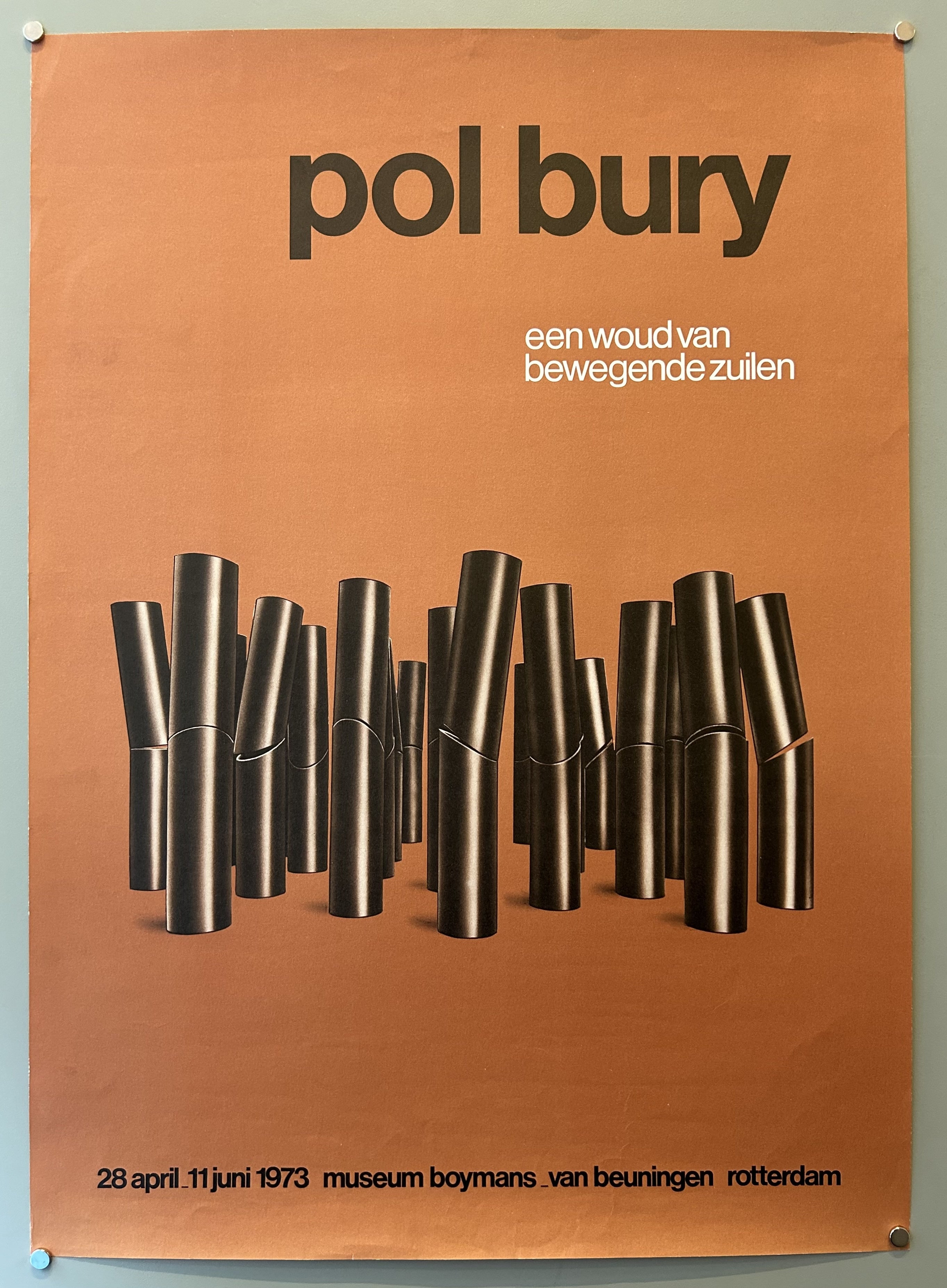 Pol Bury een Woud van Bewegende Zuilen