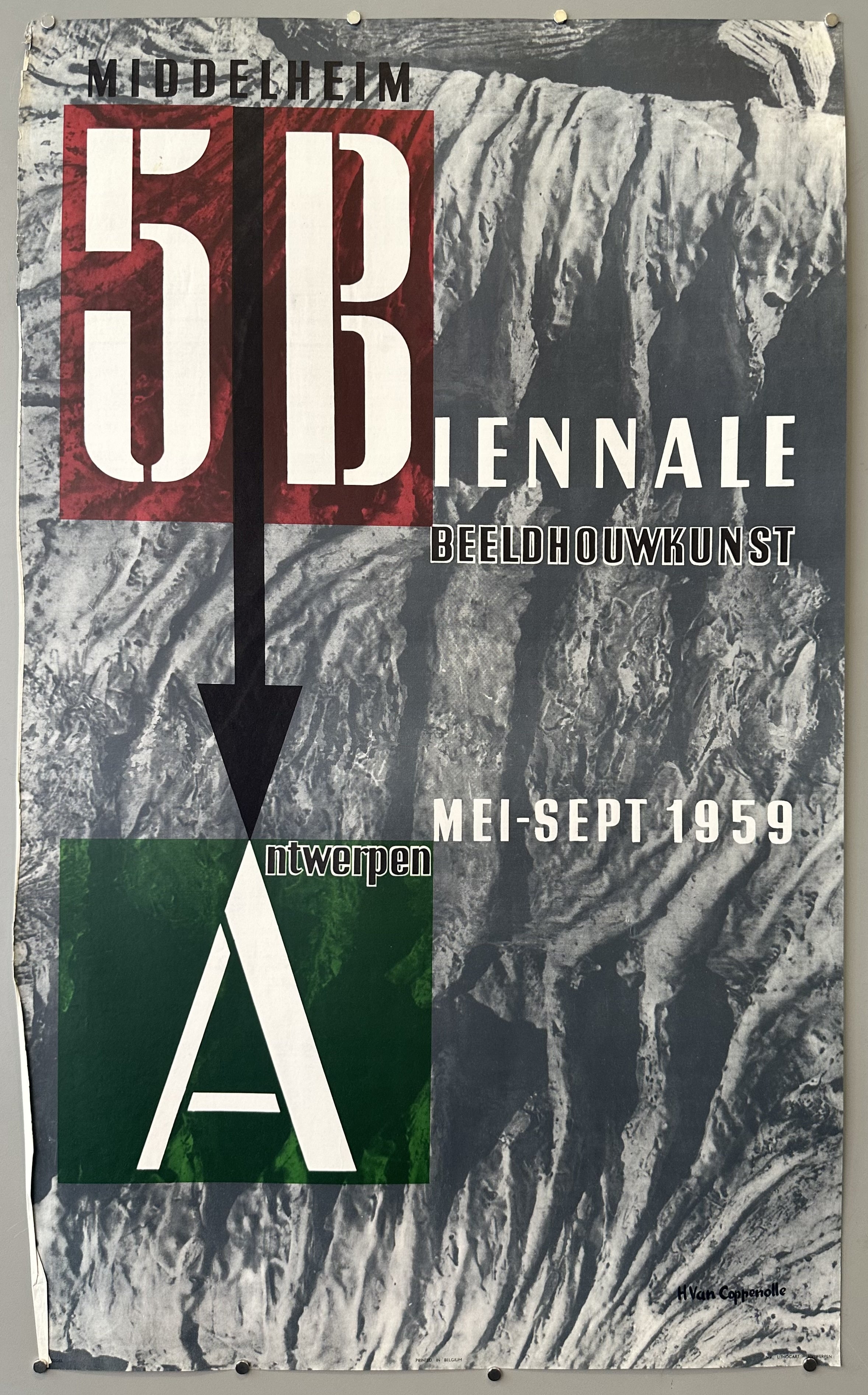 The poster promotes the 5th Biennale Middelheim in Antwerp, Belgium, which focused on sculpture (Beeldhouwkunst) and took place from May to September 1959.