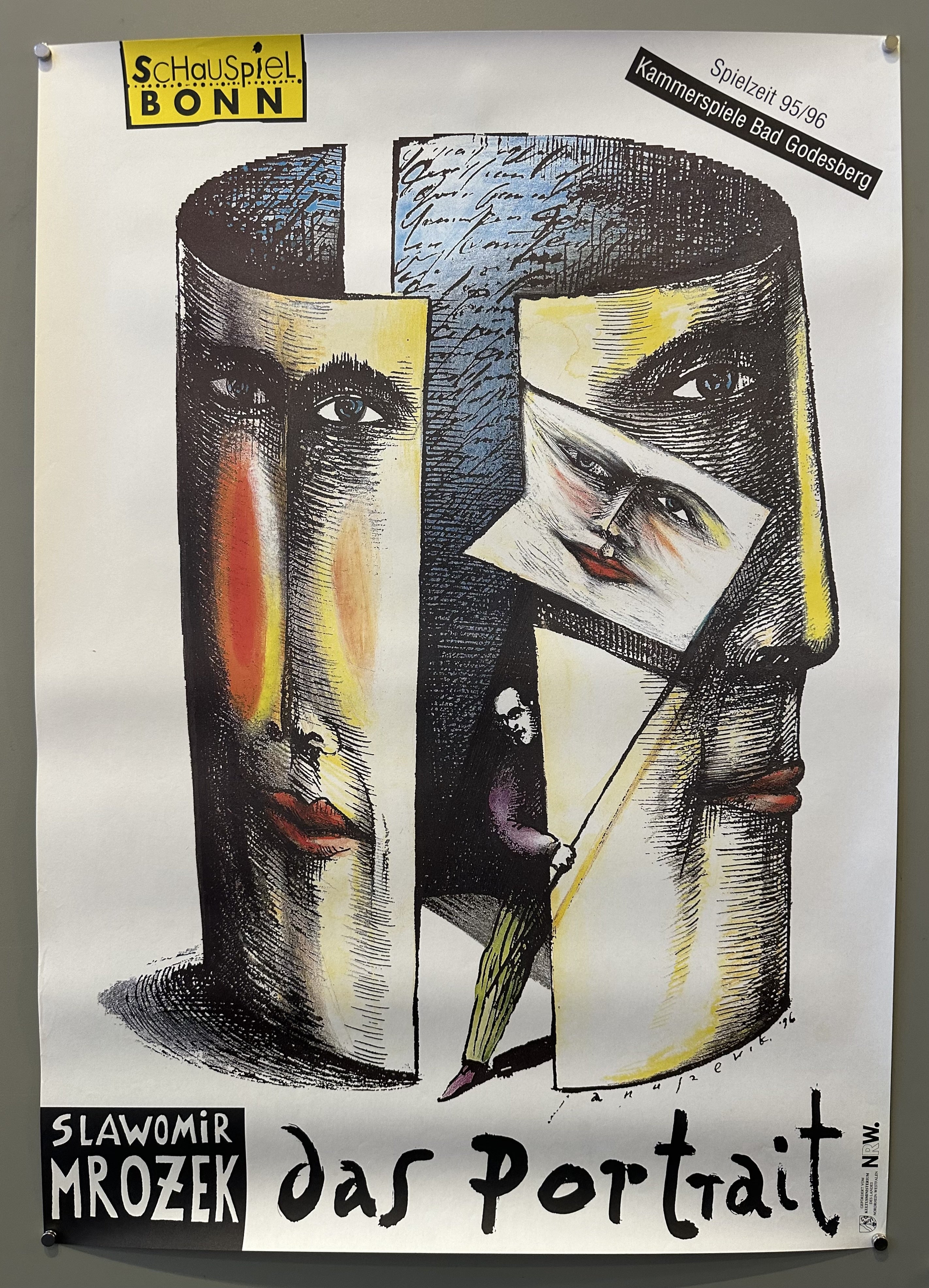 A vintage theater poster for the play "Das Portrait" by Sławomir Mrożek, presented by Schauspiel Bonn at the Kammerspiele Bad Godesberg during the 1995/96 season. The poster features a surreal illustration of a face split into two halves.