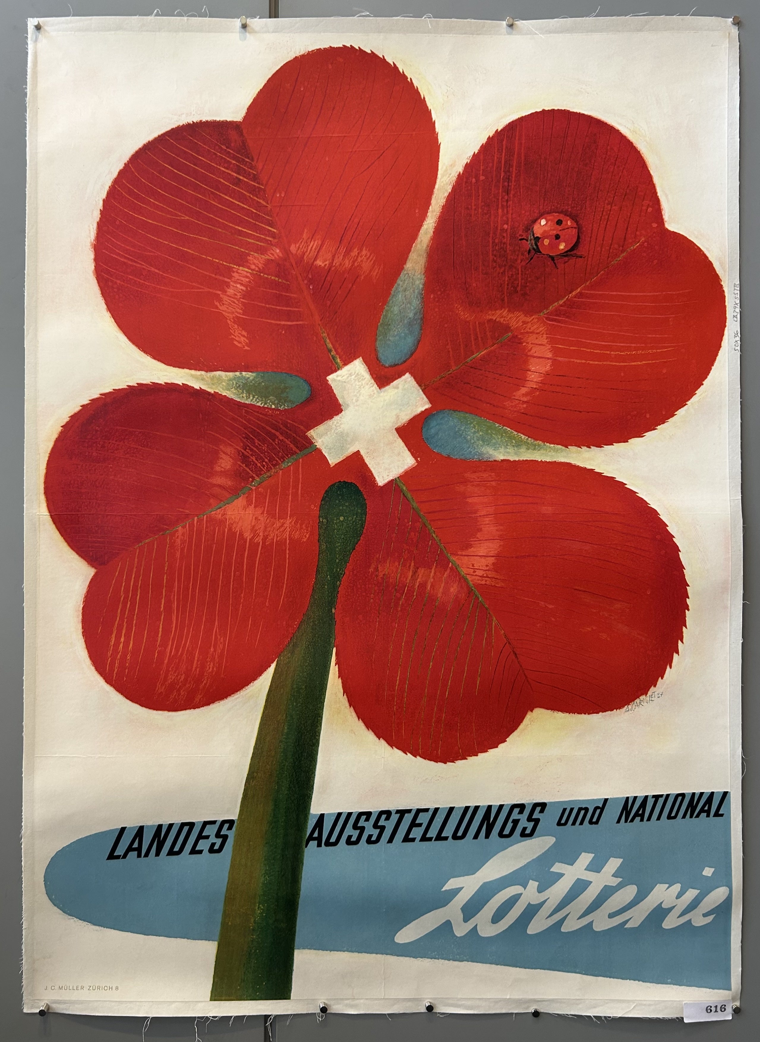 Poppy with the Swiss flag