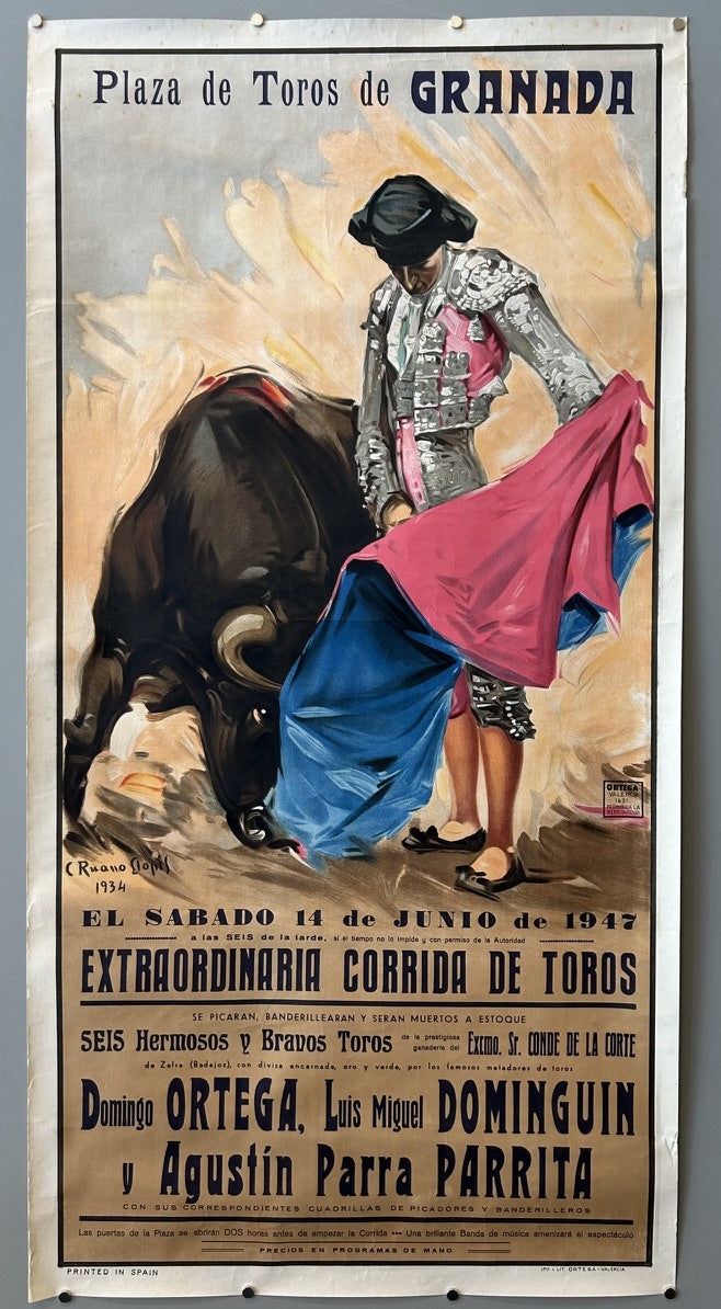 This poster advertises an "Extraordinaria Corrida de Toros" (Extraordinary Bullfight) held at the Plaza de Toros de Granada on Saturday, June 14, 1947.