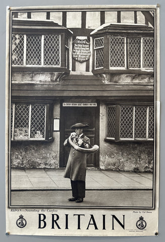 Link to Britain: Ripon Sounding the CurfewGreat Britain, c. 1950s Product