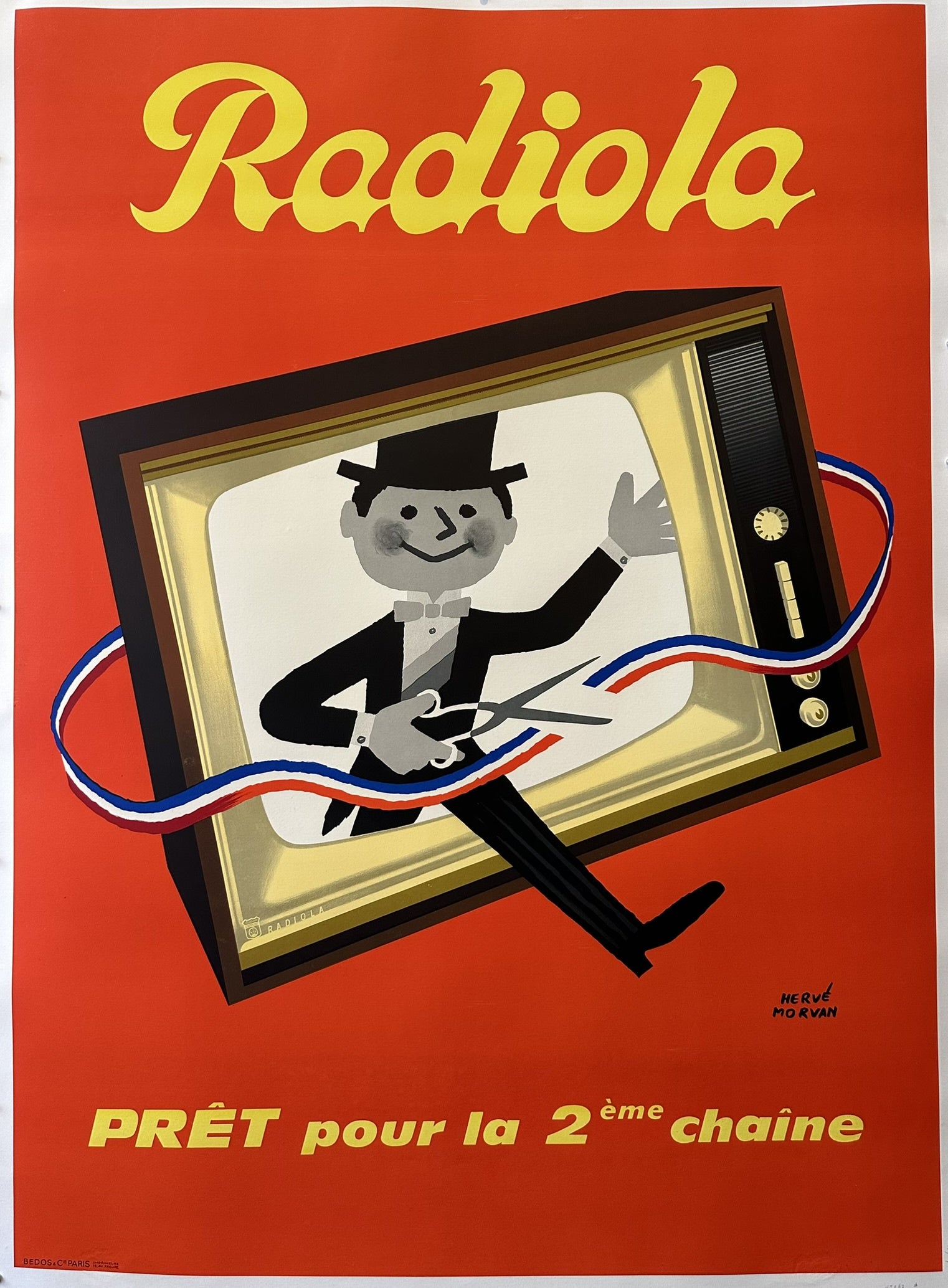Radiola televisions, featuring a smiling man in a top hat cutting a red, white, and blue ribbon in front of a television screen, with the text "Radiola" and "PRÊT pour la 2ème chaîne" on a red background.