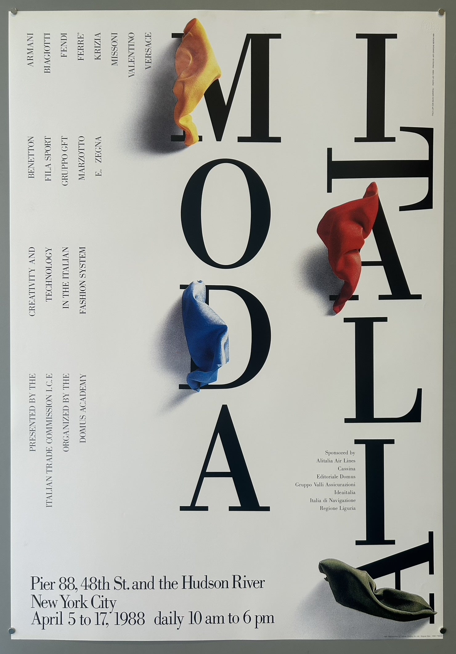 This poster is an advertisement for "Moda Italia," an exhibition of Italian fashion presented by the Italian Trade Commission and organized by the Domus Academy