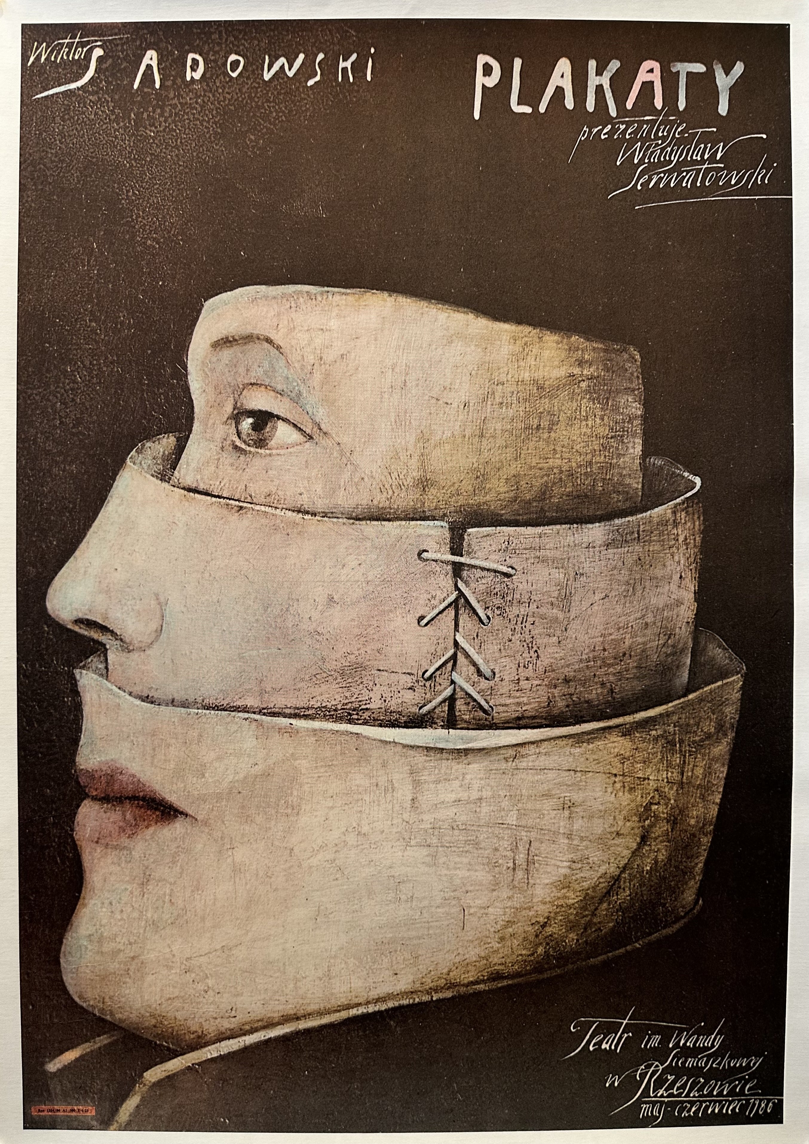 Head with three layers.