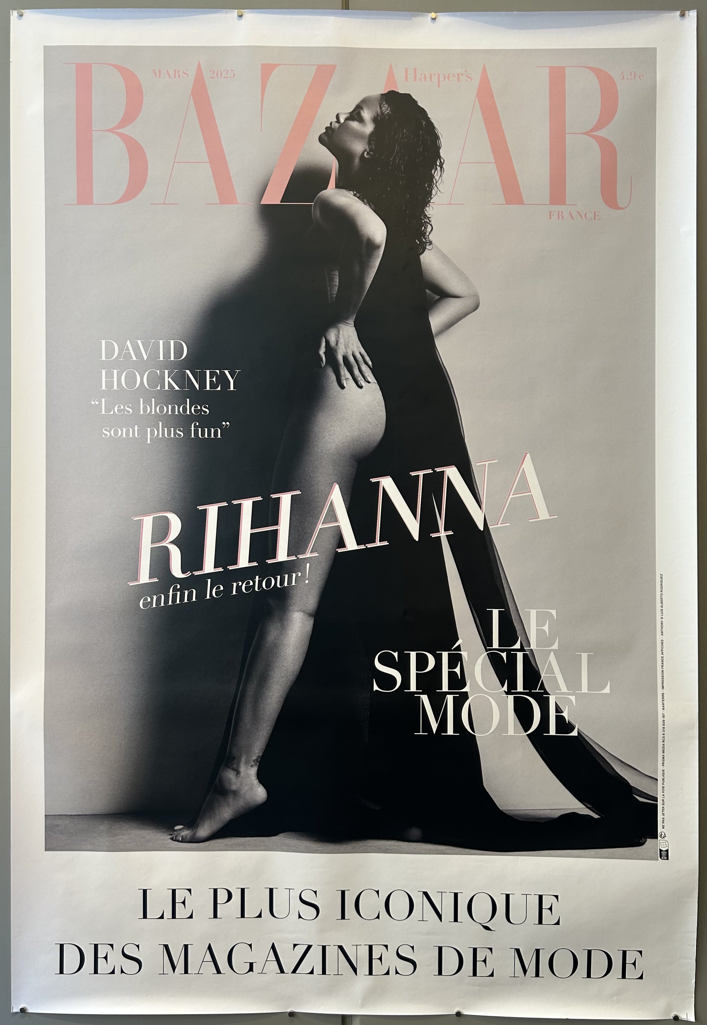 handled the printing for the Harper's Bazaar September 2020 issue featuring Rihanna, as indicated in the magazine's credits. While the image displays the March 2025 Harper's Bazaar France cover,
