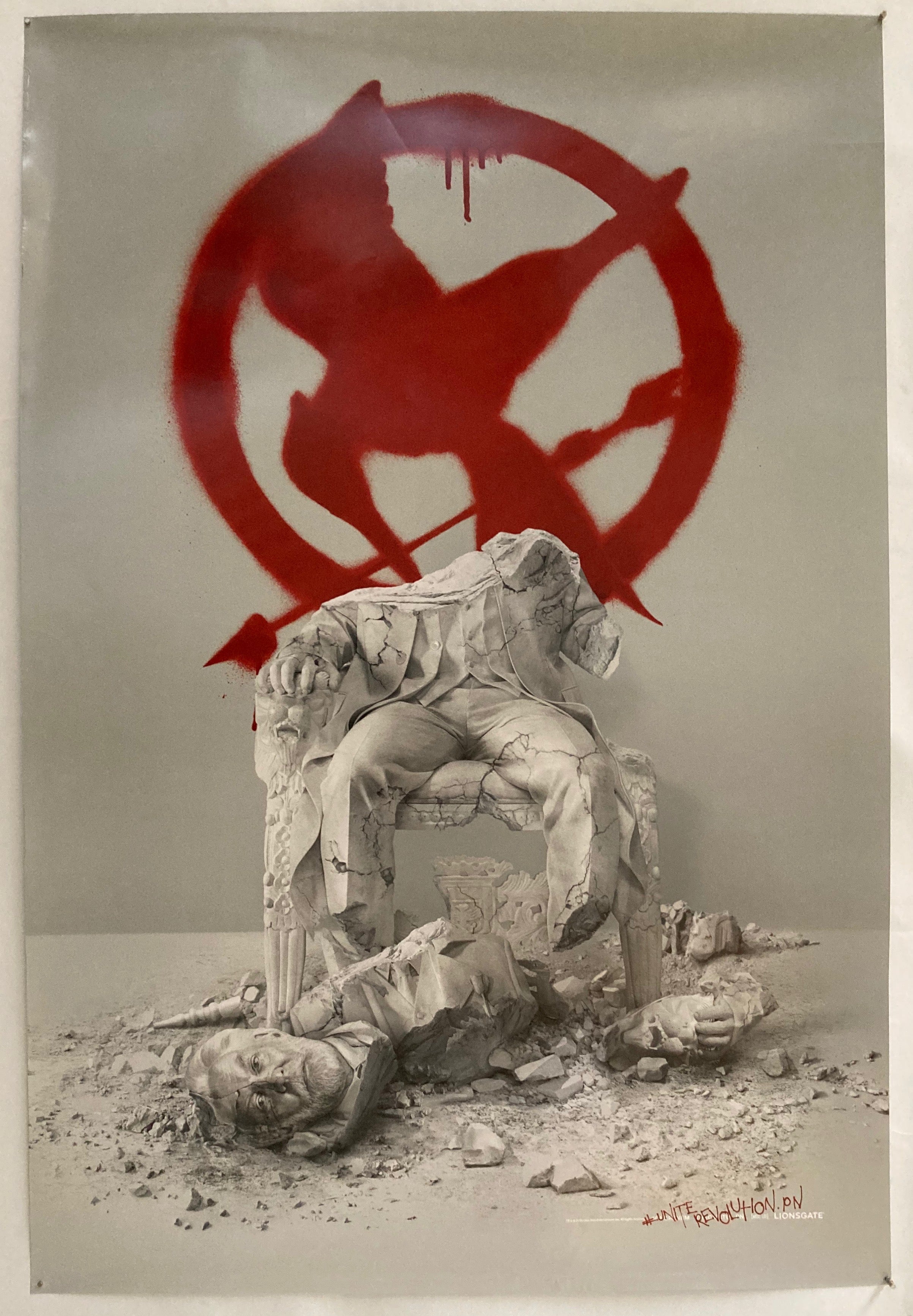 The Hunger Games: Mockingjay - Part 2 Movie Poster (#1 of 29