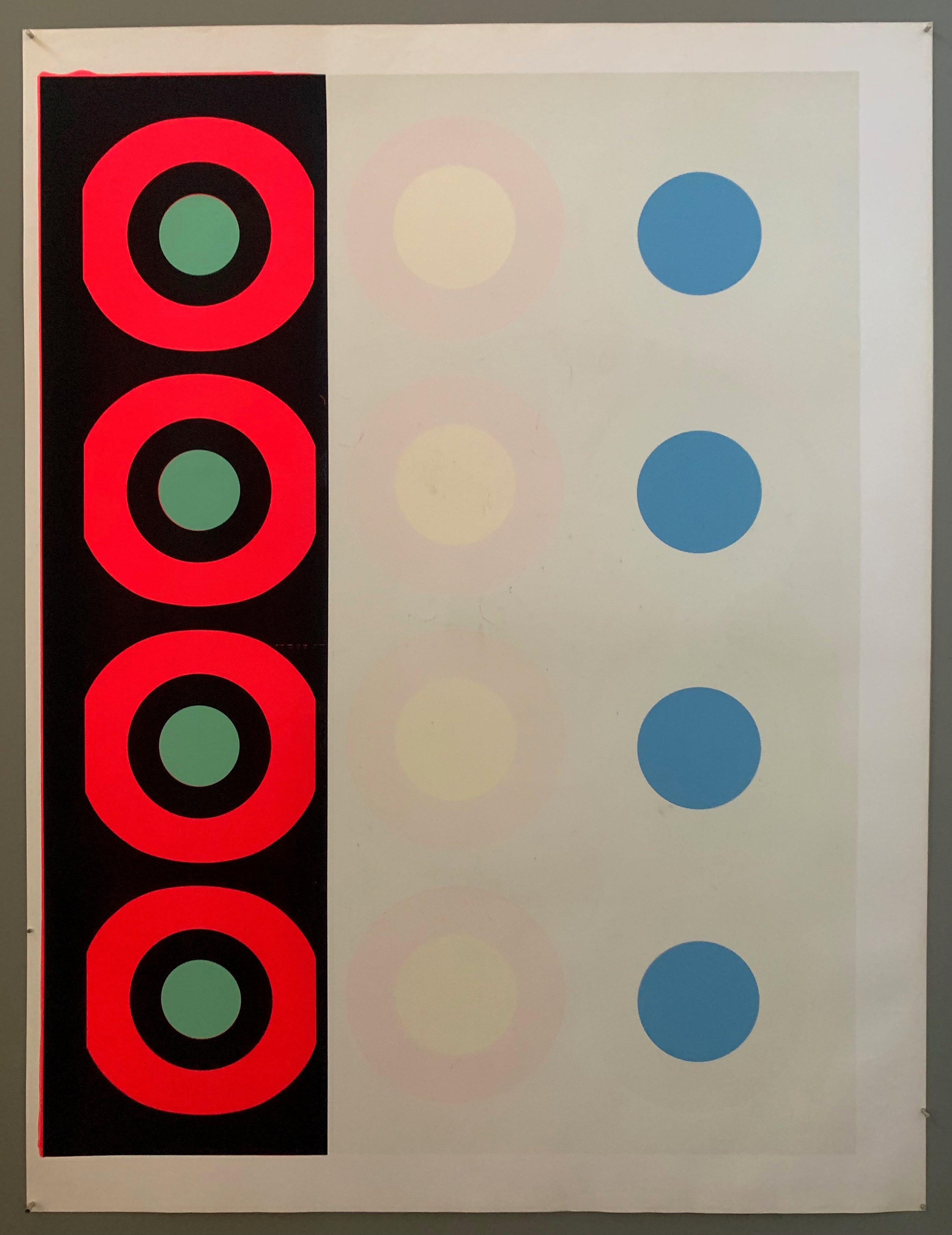 Three panels of targets, one black two a gray-green