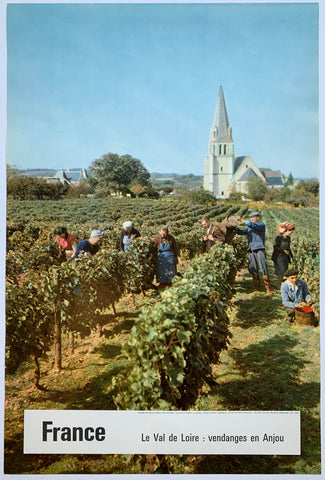 Link to France: "Le Val de Loire: vendanges en Anjou"✓France, C. 1960 Product