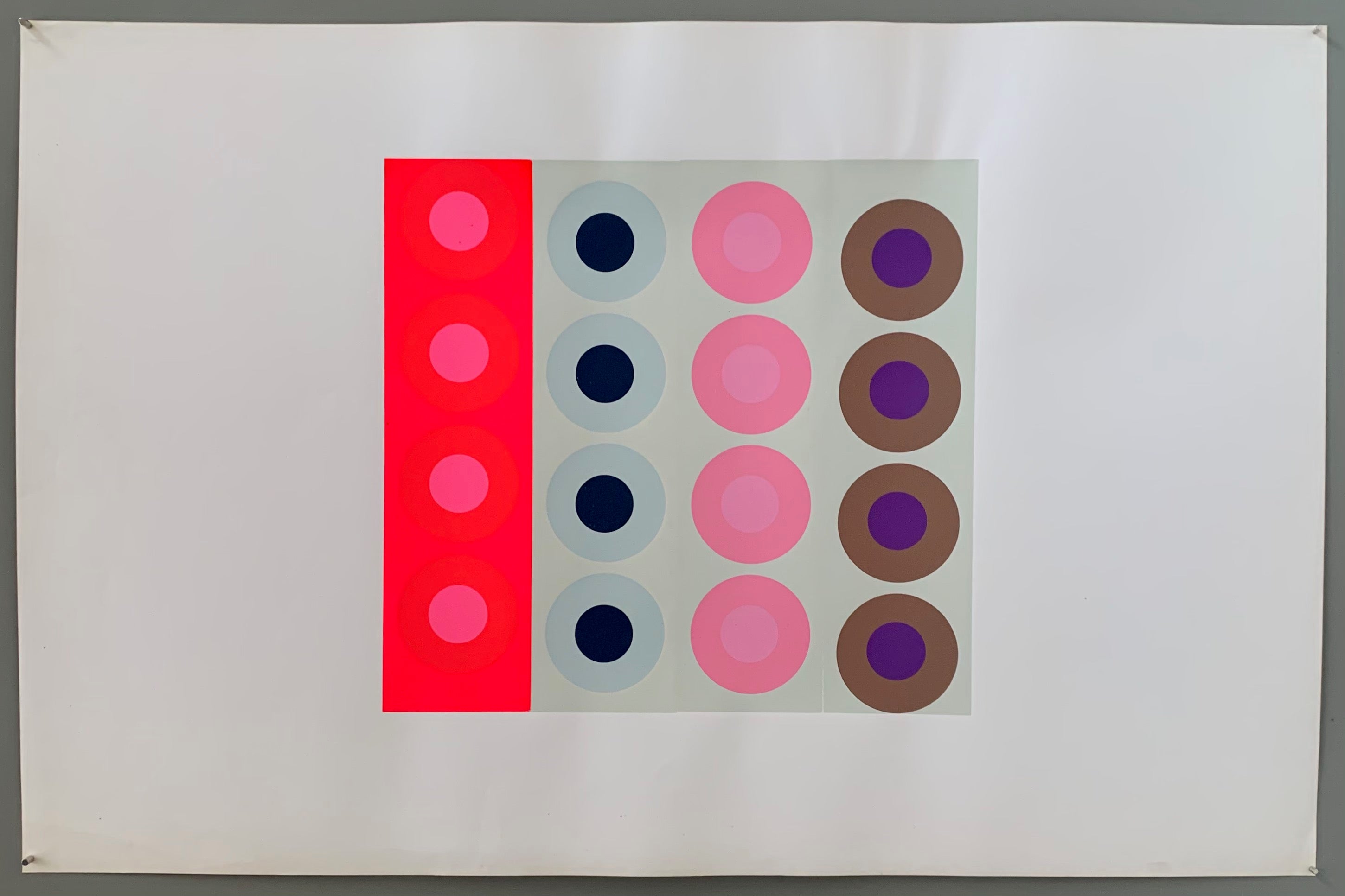 4 panels each containing 4 targets are arranged in a multicolored square. The border is white.