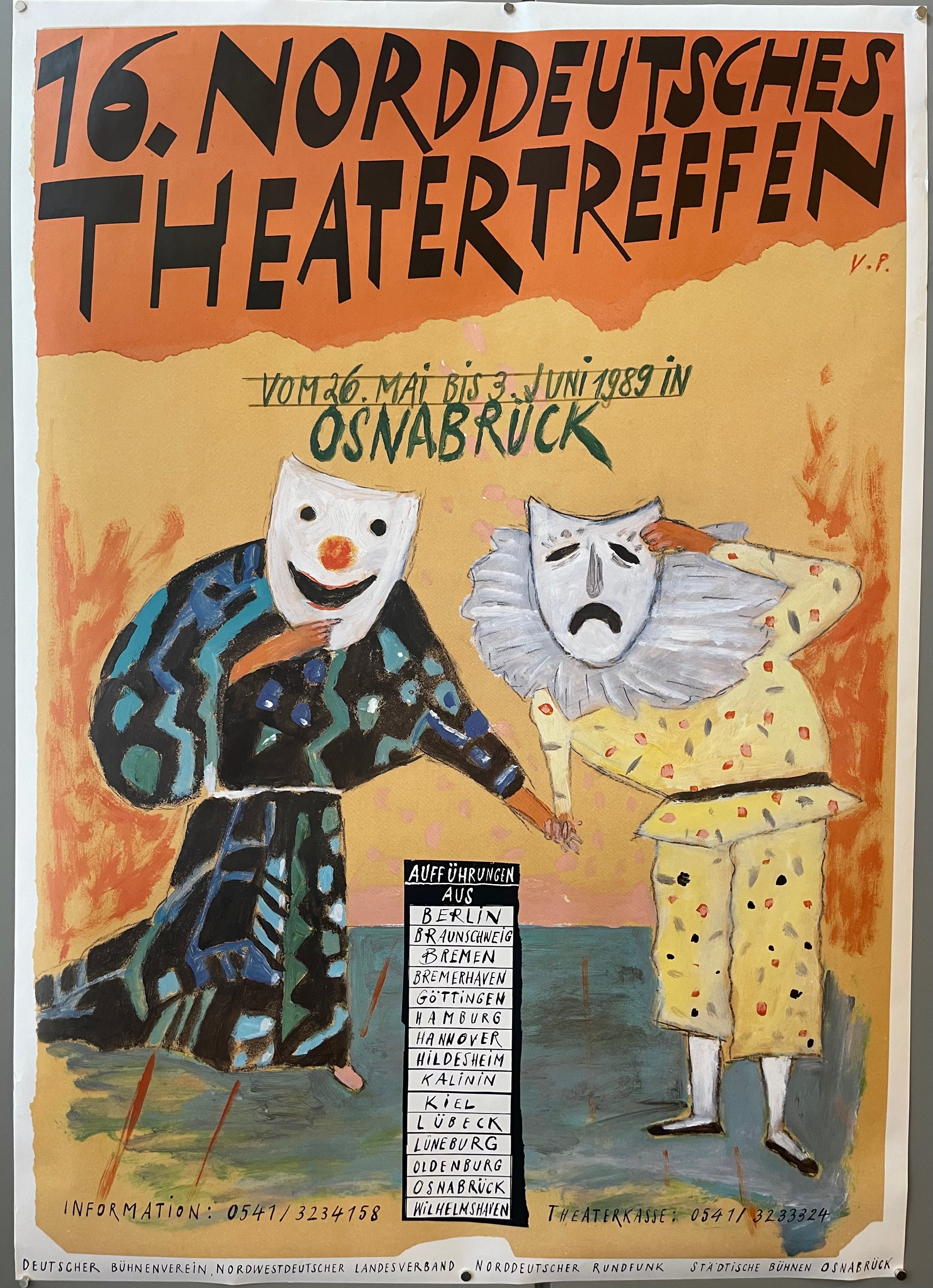 47x33 color poster for 1989 norddeutsches theatertreffen festival in osnabruck featuring painting of two figures dressed in colorful outfits wearing sock and buskin, holding hands