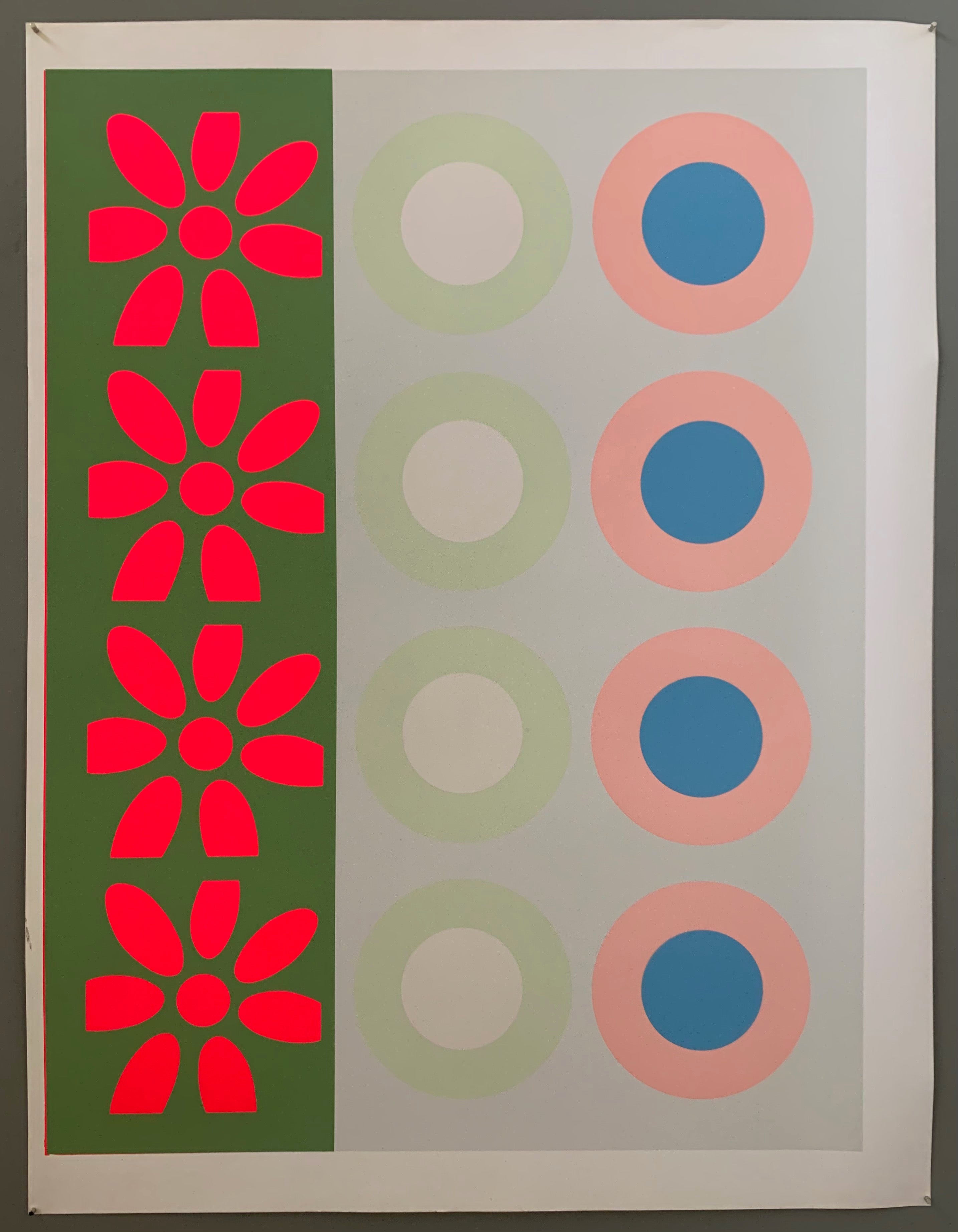 One row of flowers and two rows of targets