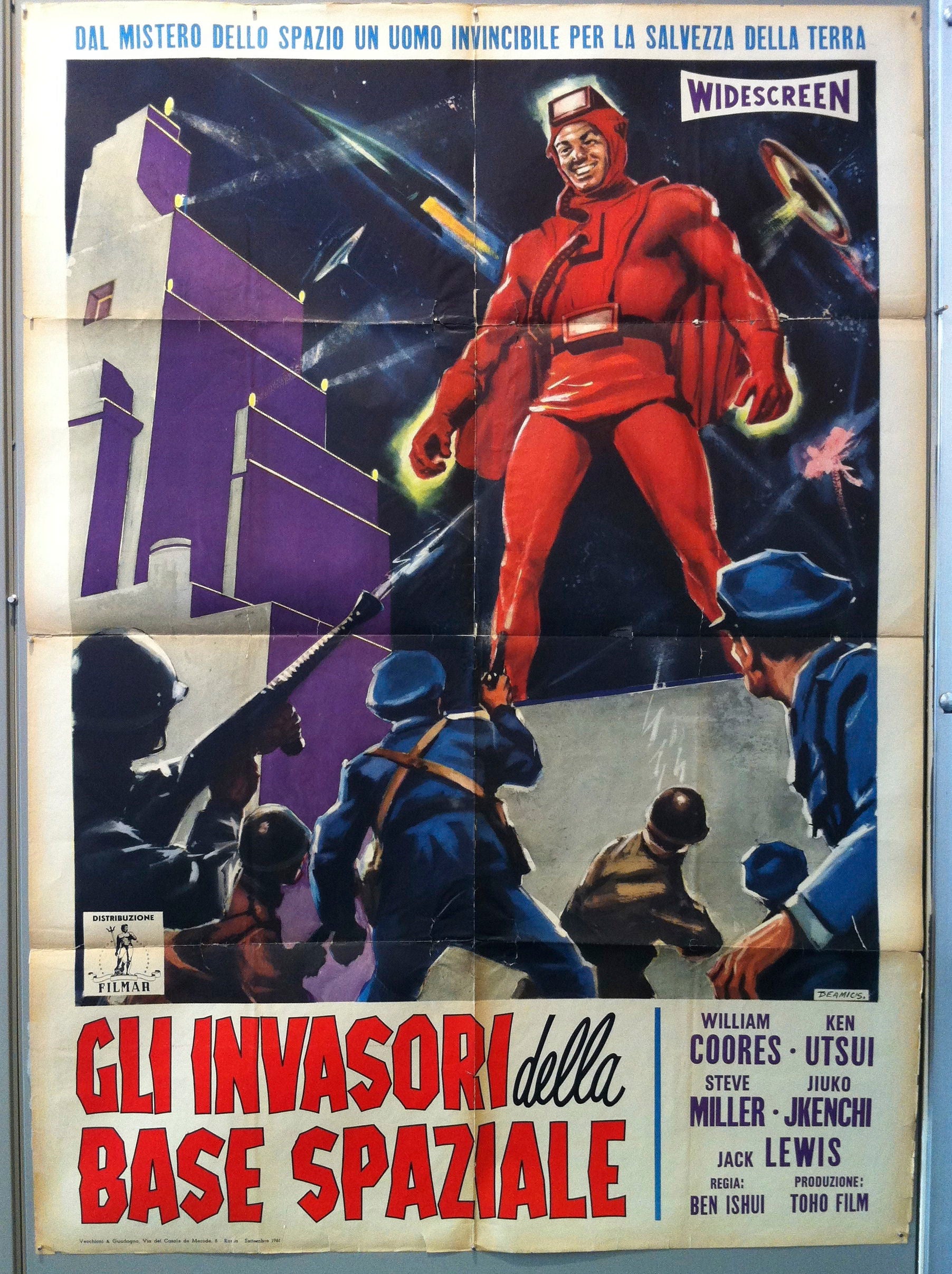 Gli Invasori della Base Spaziale