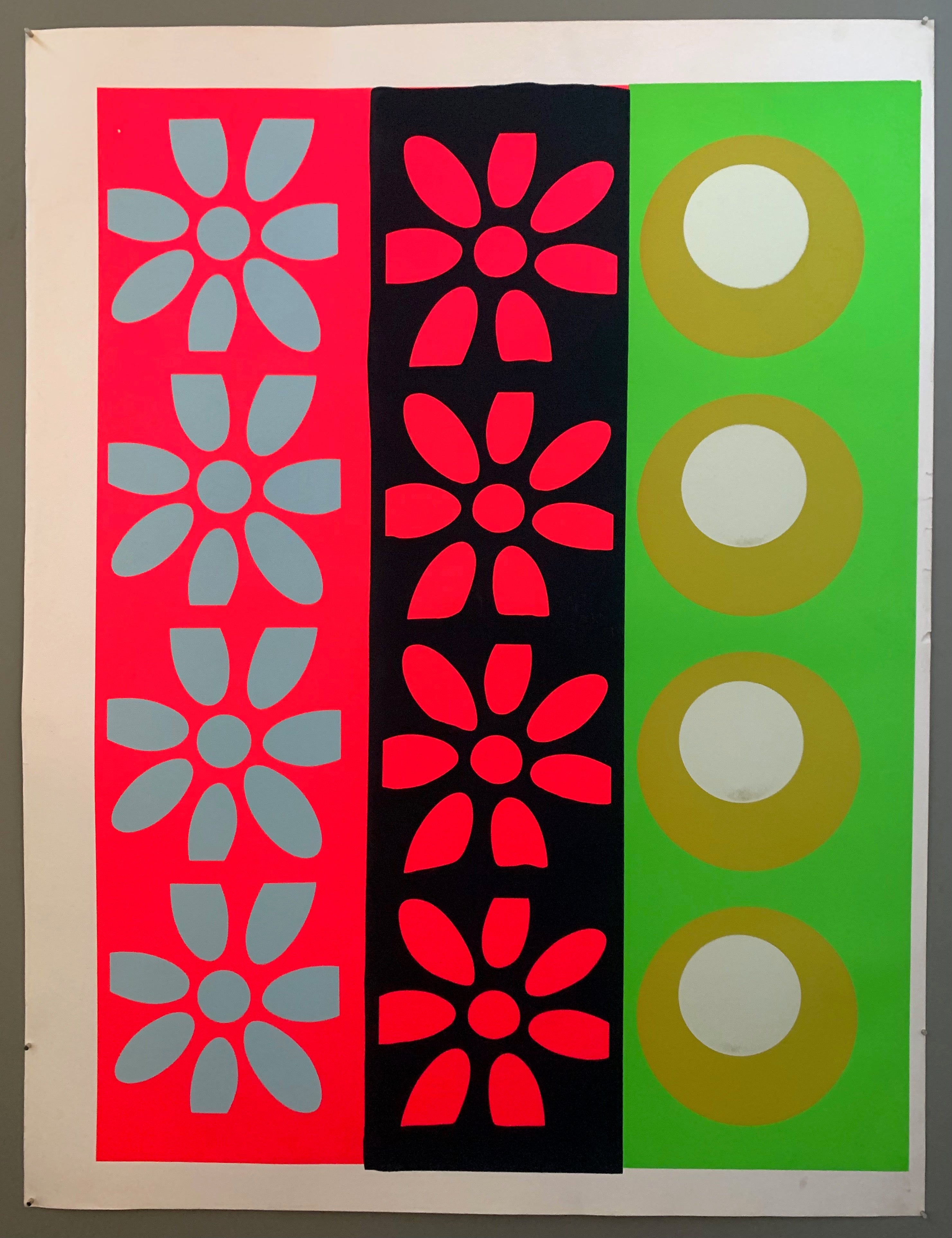 Two rows of flowers and one row of targets.