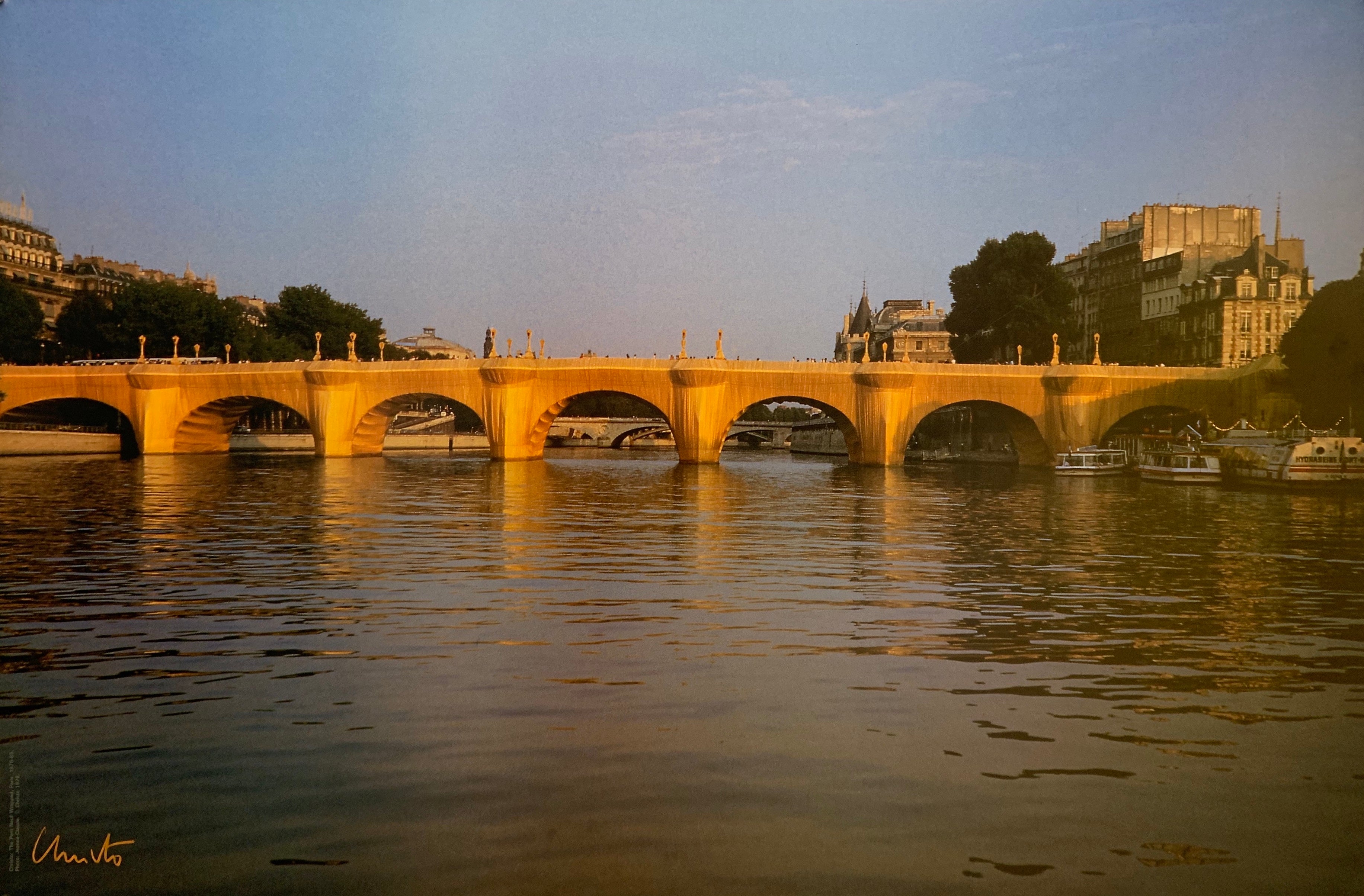 Paris: Pont Neuf, The Pont Neuf (The New Bridge) travels 23…