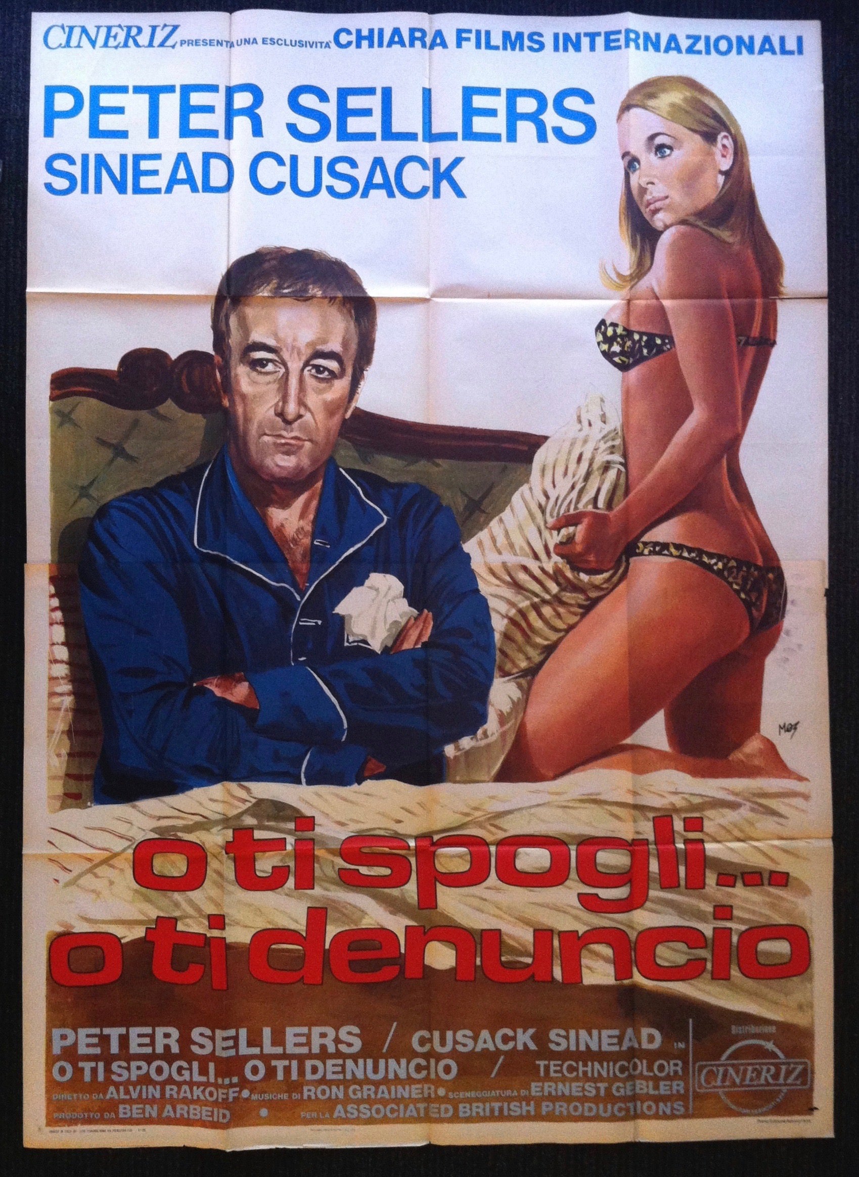 O Ti Spogli... O Ti Denuncio