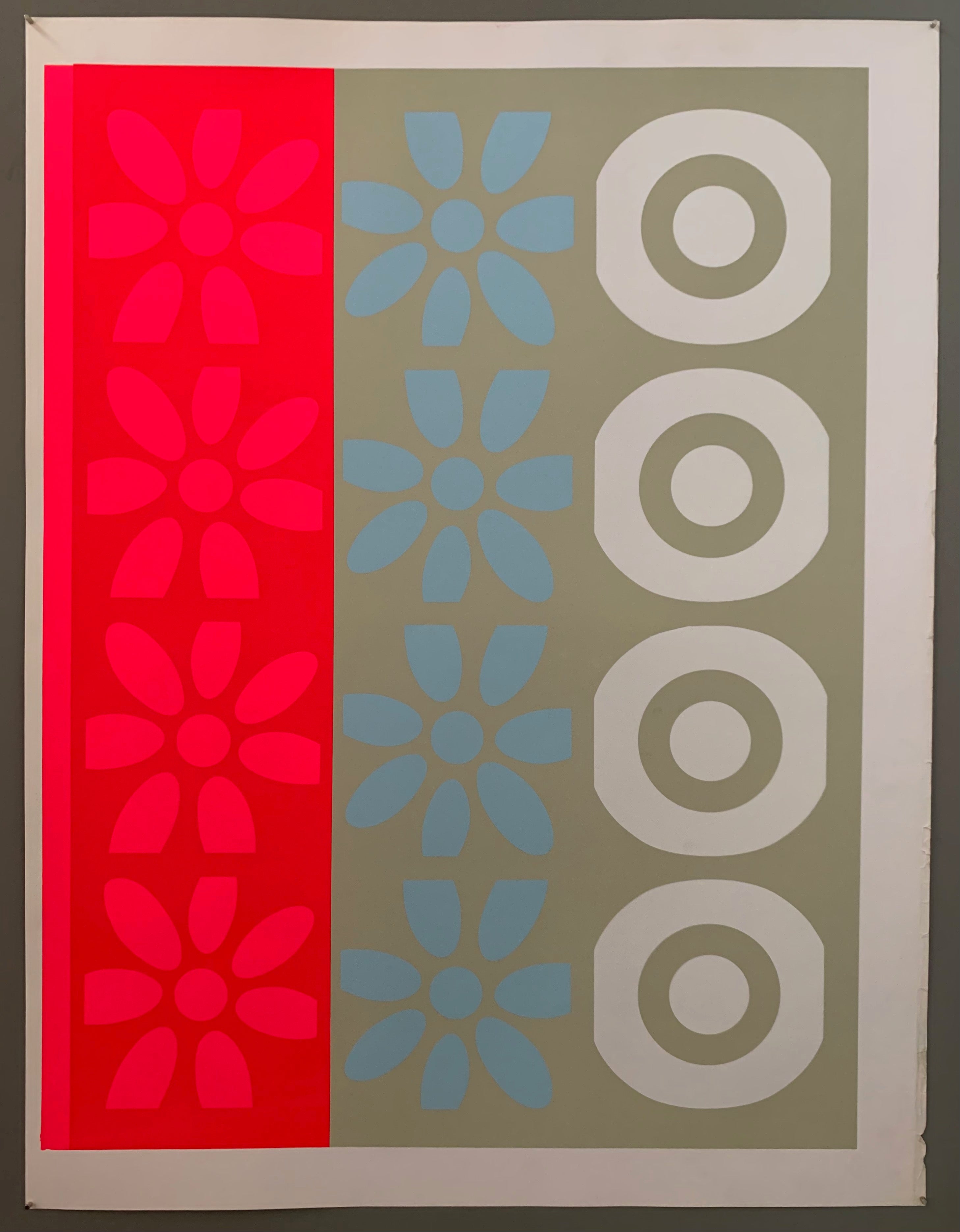 Flowers and targets on gray and pink panels
