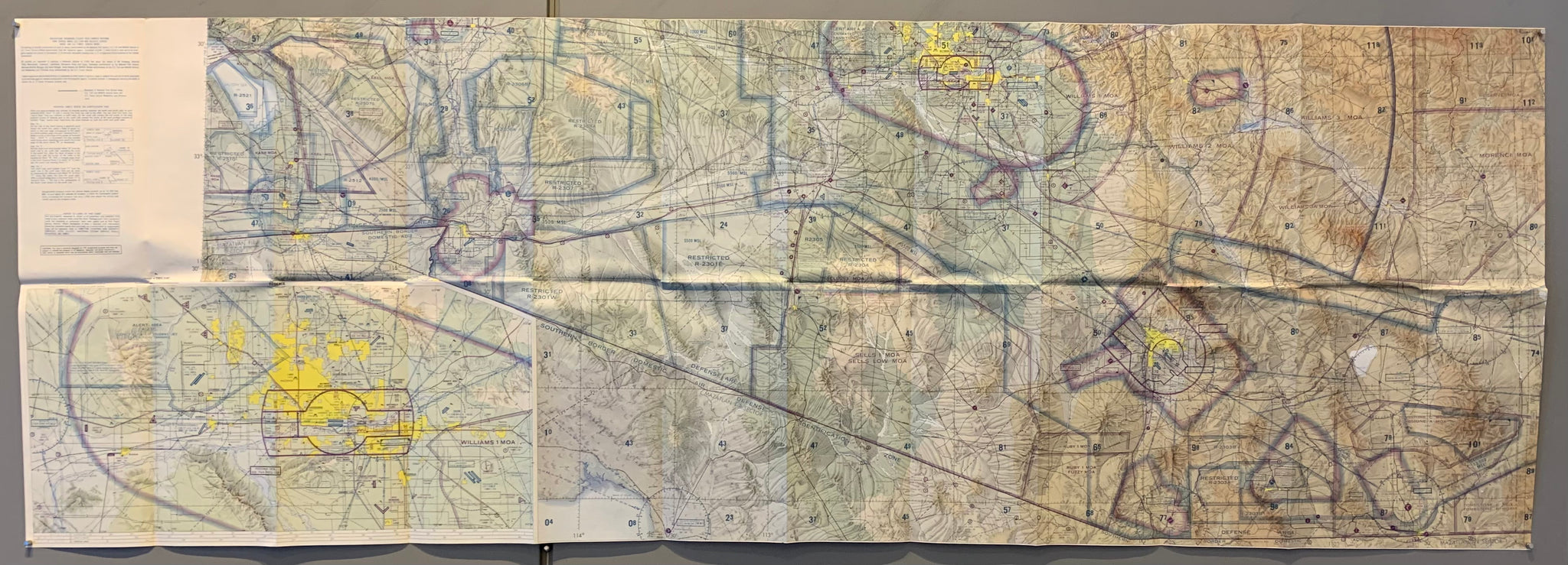 Phoenix Sectional Aeronautical Chart, 33rd Edition (DoubleSided